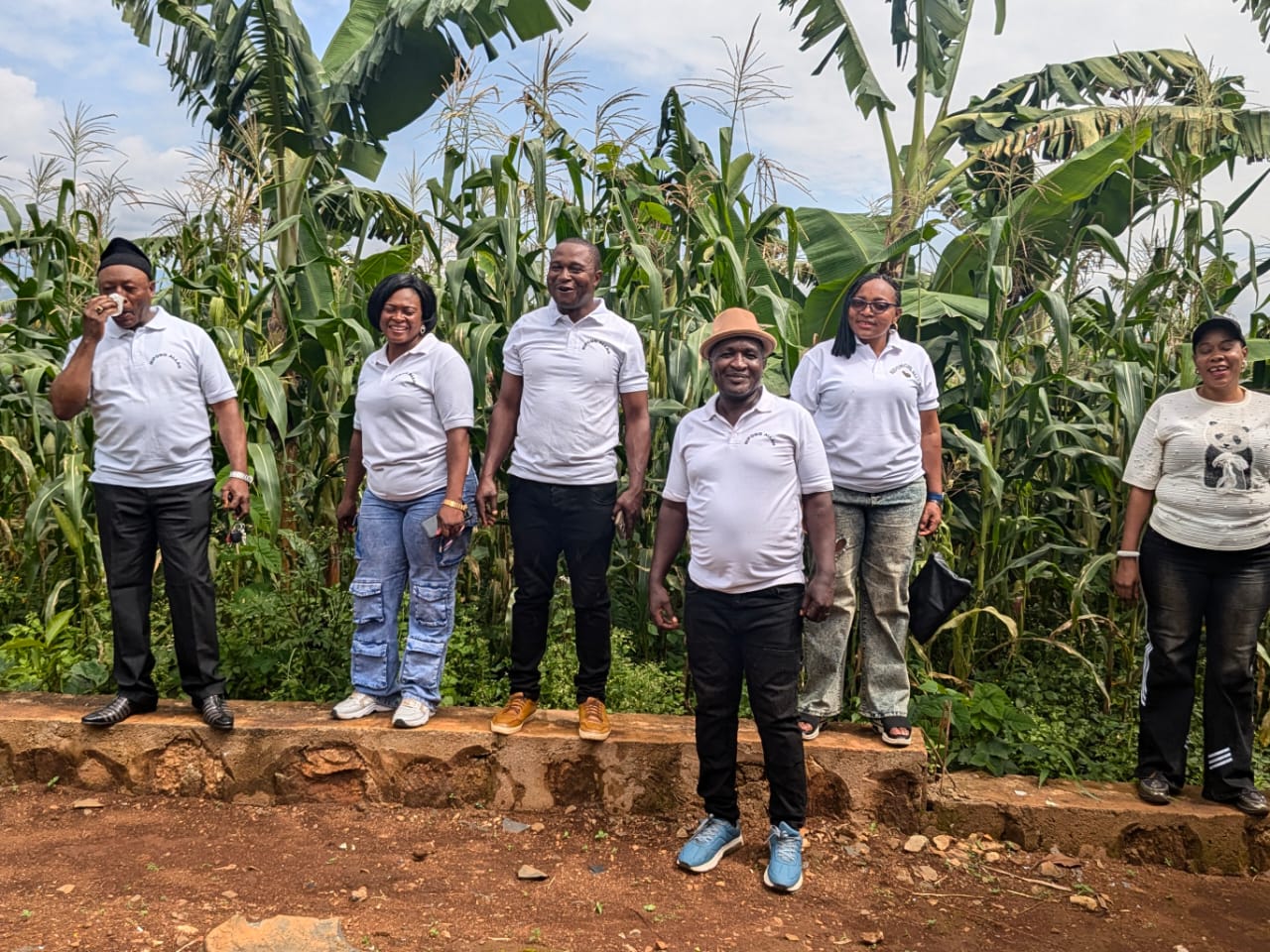 Nipong Allah members smiling at the corn farm